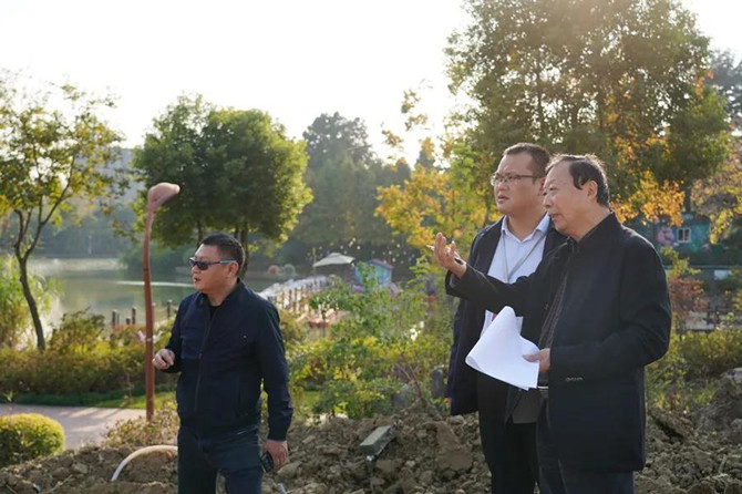 吴惠良视察第十七届中国杜鹃花展览会筹备情况