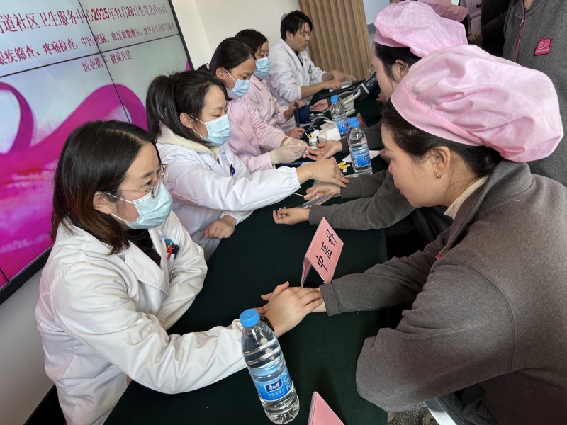 医企联盟送健康 义诊服务进厂区